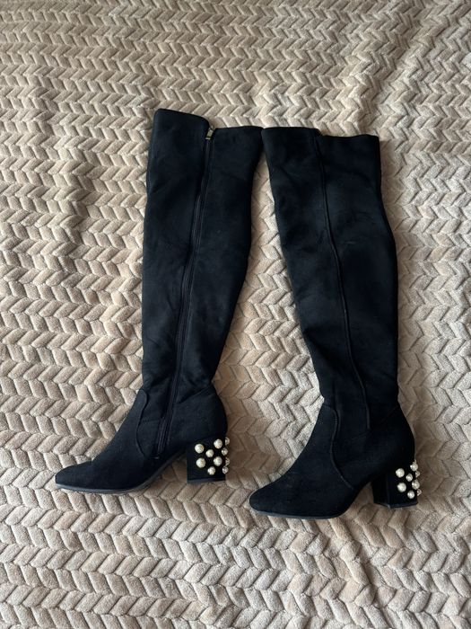 Чоботи ботфорти на підборах