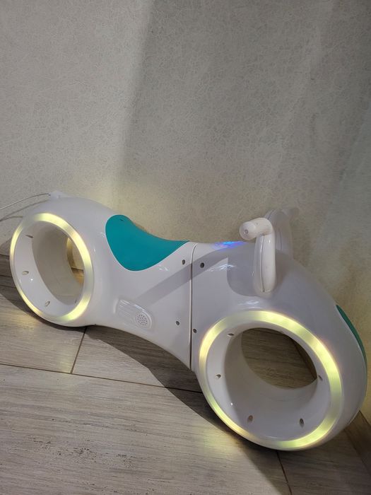 дитячий беговел-толокар Трон Космо-байк Bluetooth Keedo HD-K06 (Біло-