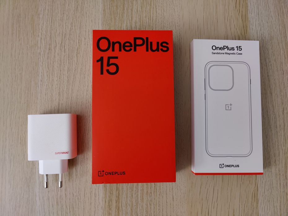 OnePlus 15 16/512 czarny, etui, ładowarka