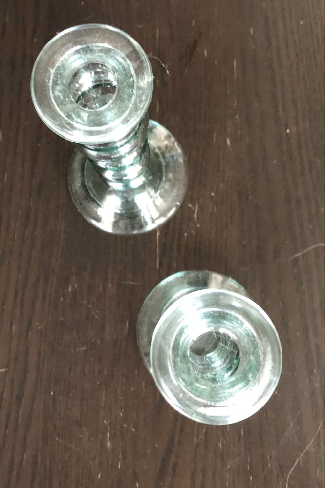 2 candelabros/porta velas