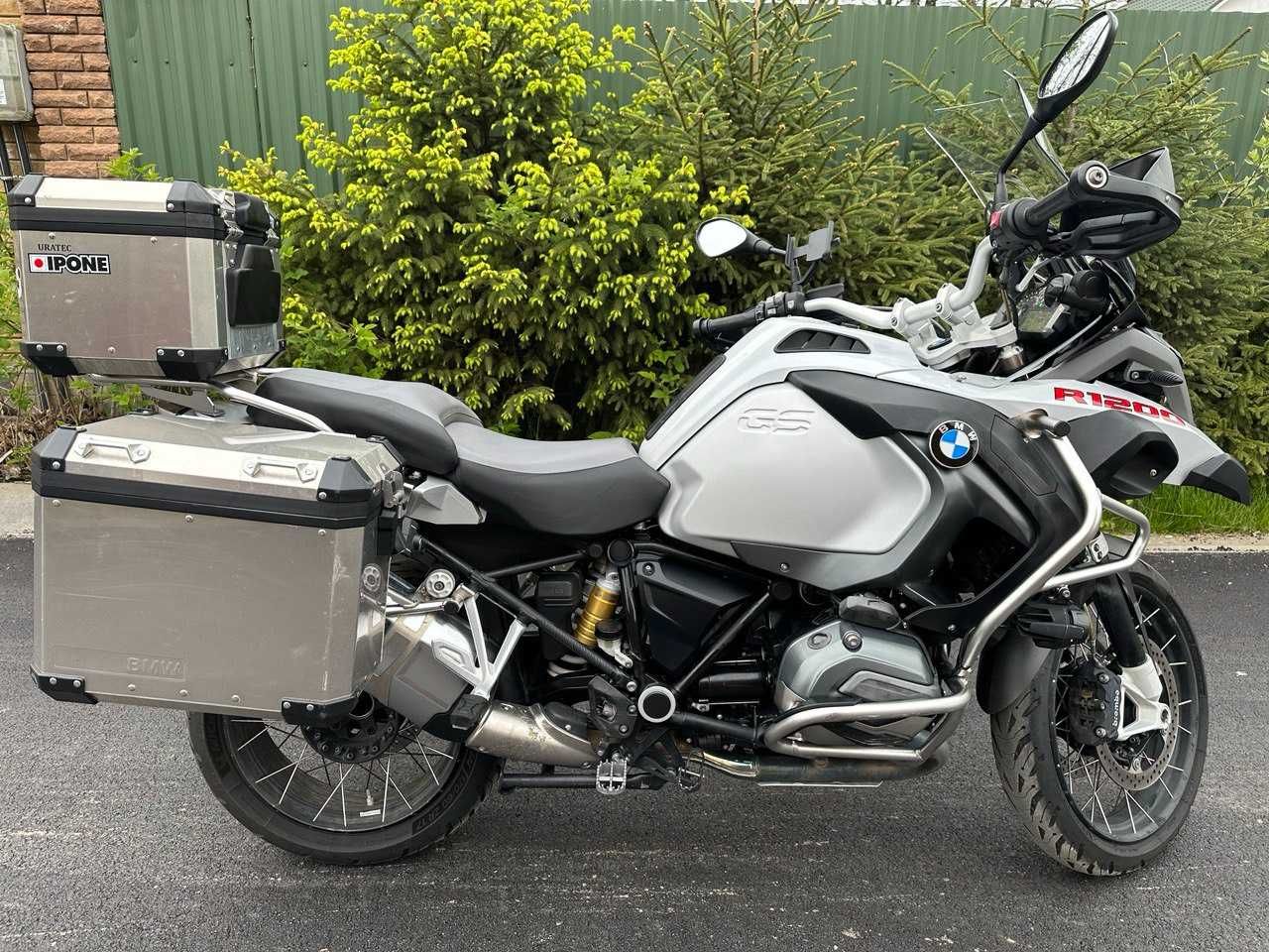 BMW 1200GS 2016 года выпуска 54000км пробега