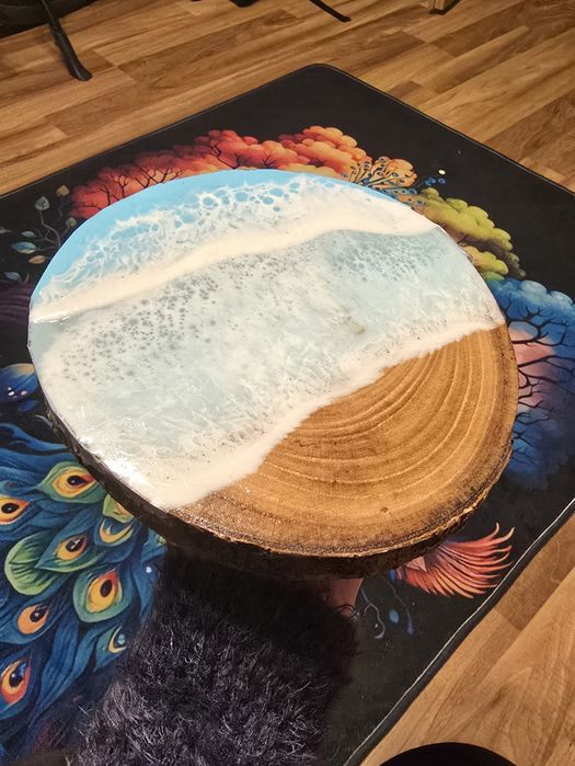 Podkładka pod naczynie z żywicy epoksydowej z falami