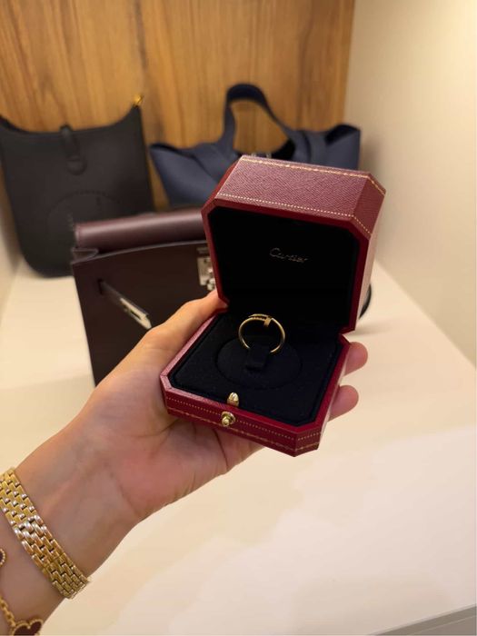 Кольцо Cartier just in clou