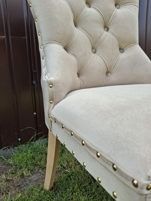 Krzesło Maddam pinezka złota