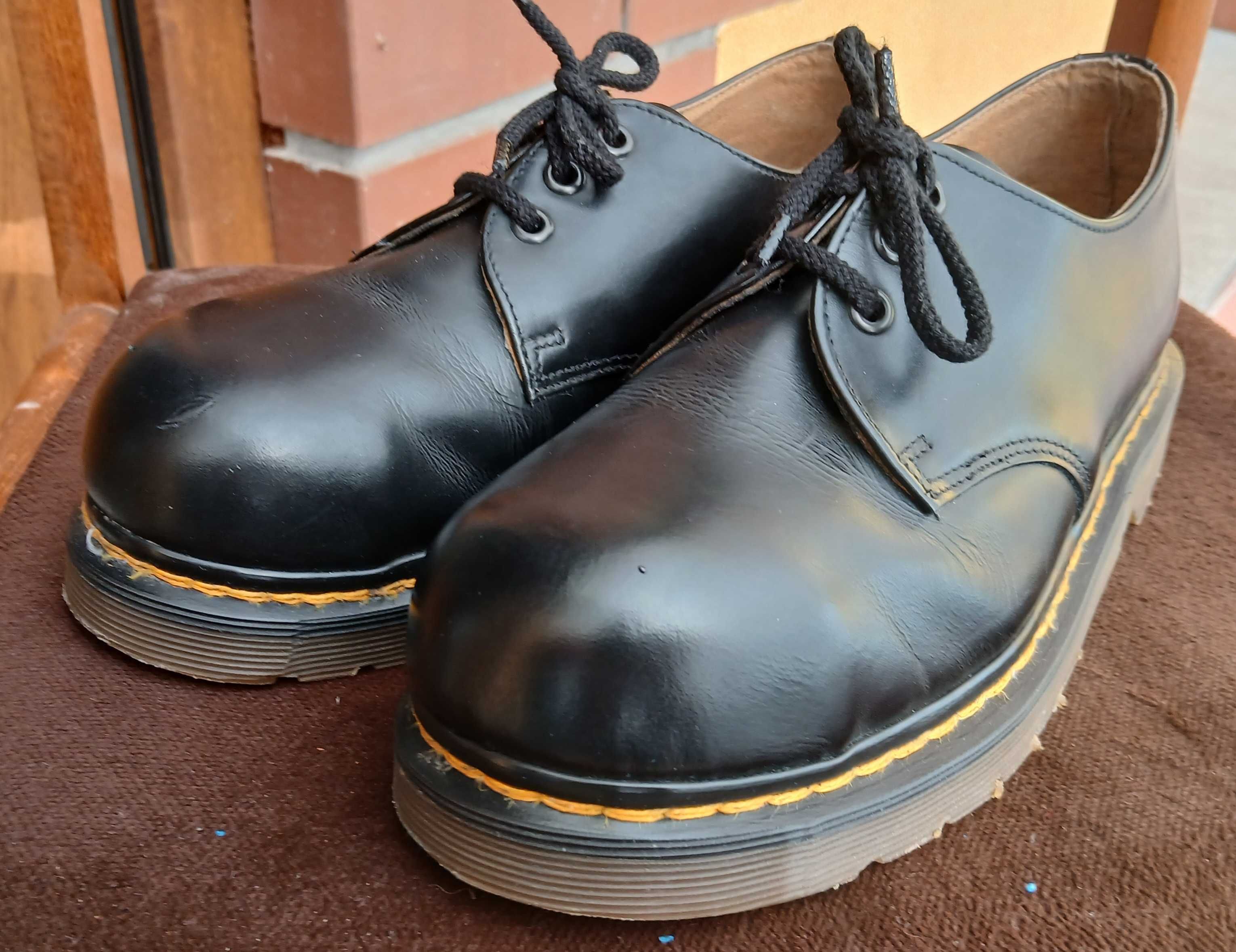 Martens 1925, made in england, rozmiar 6