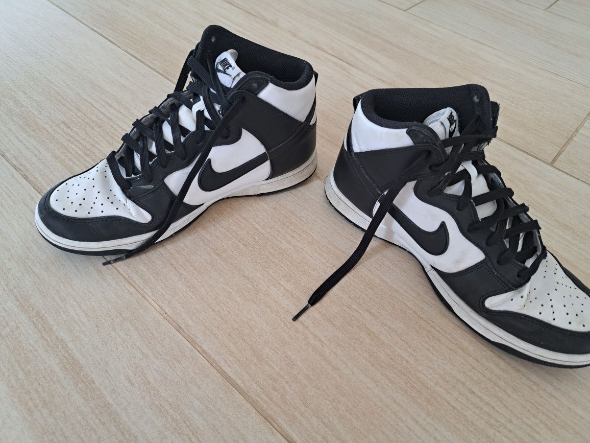 Nike pandy r 42.5