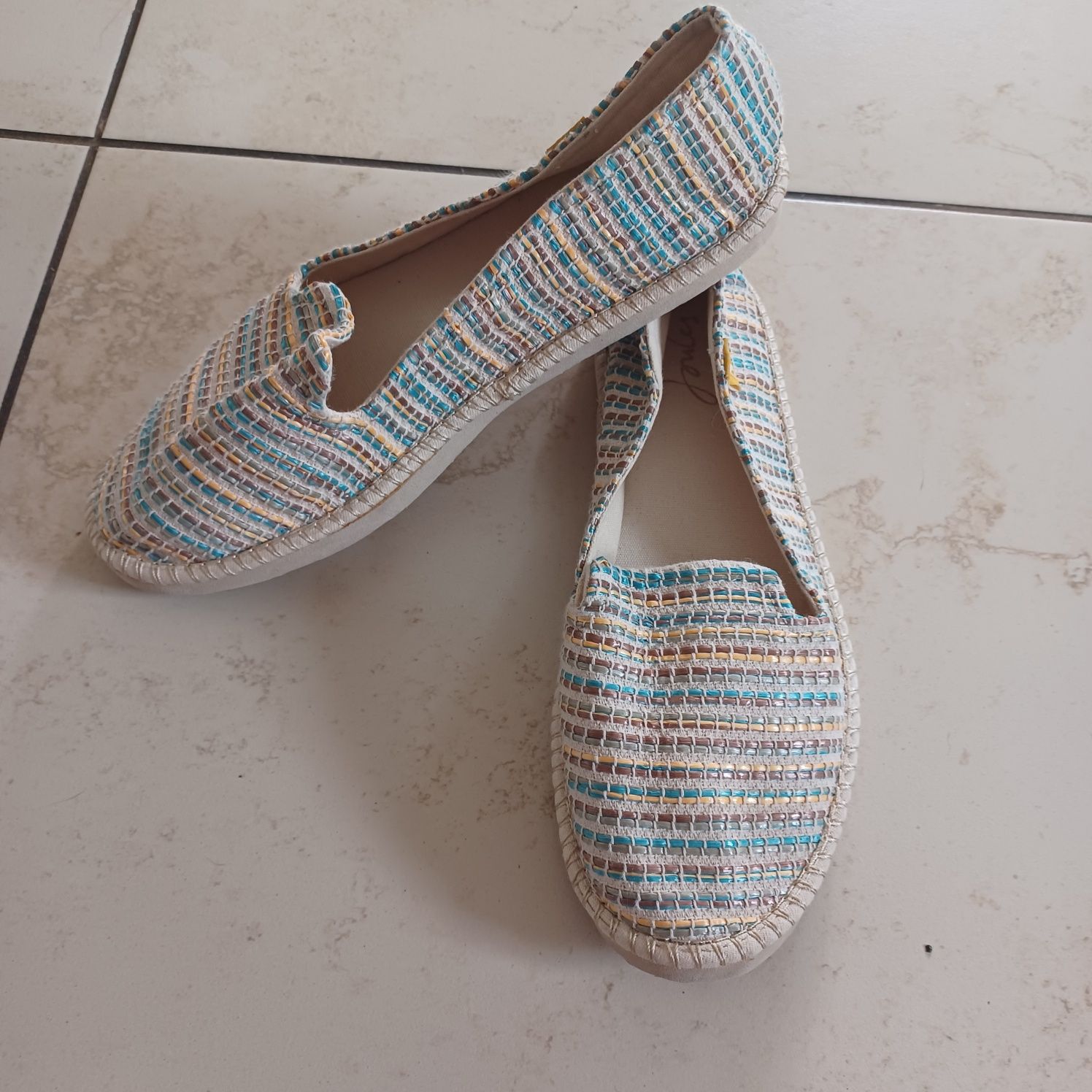 Buty JOULES ultralekkie raz założone jakość premium 39/ salon 329 zł
