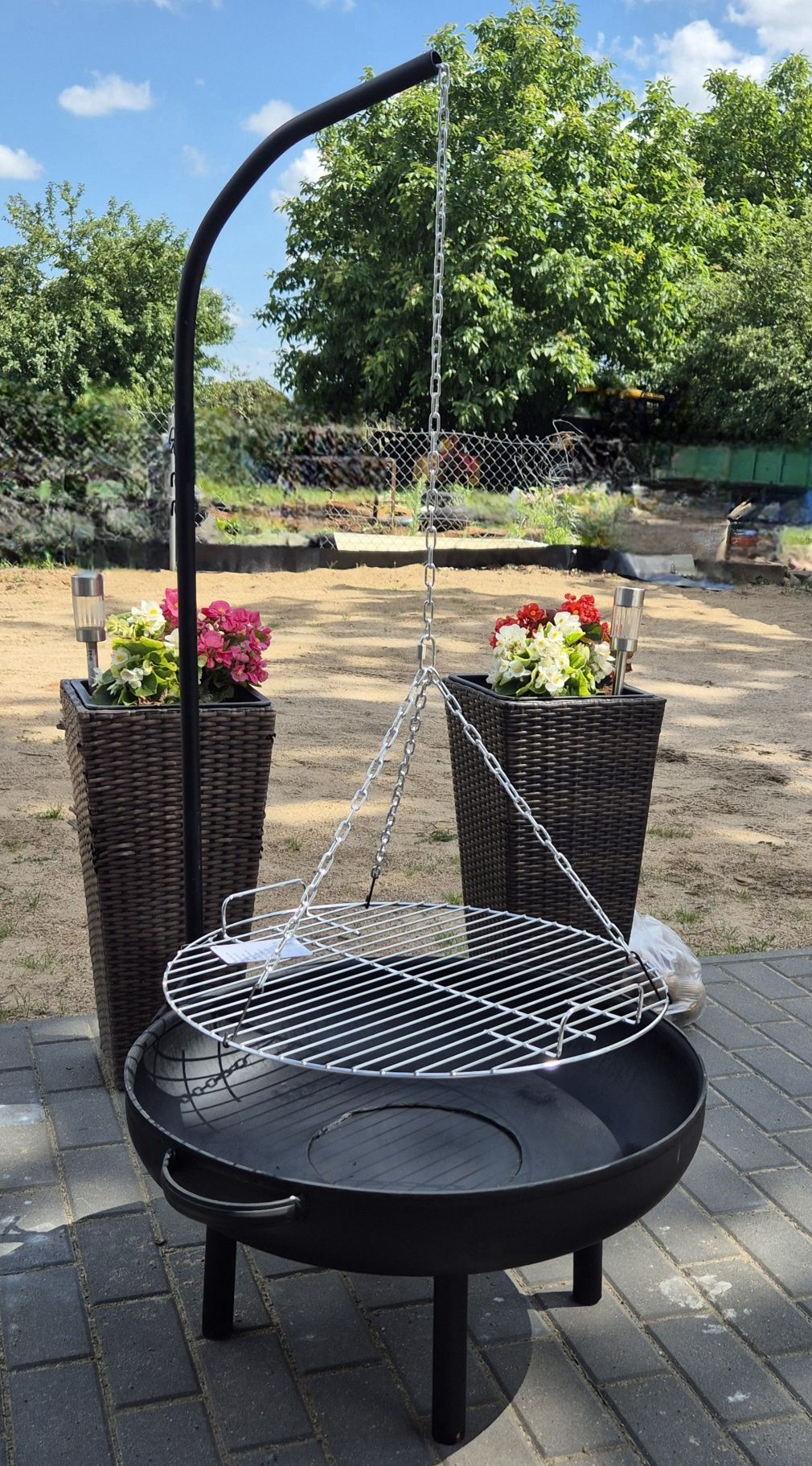Palenisko ogrodowe grill spawany na ognisko