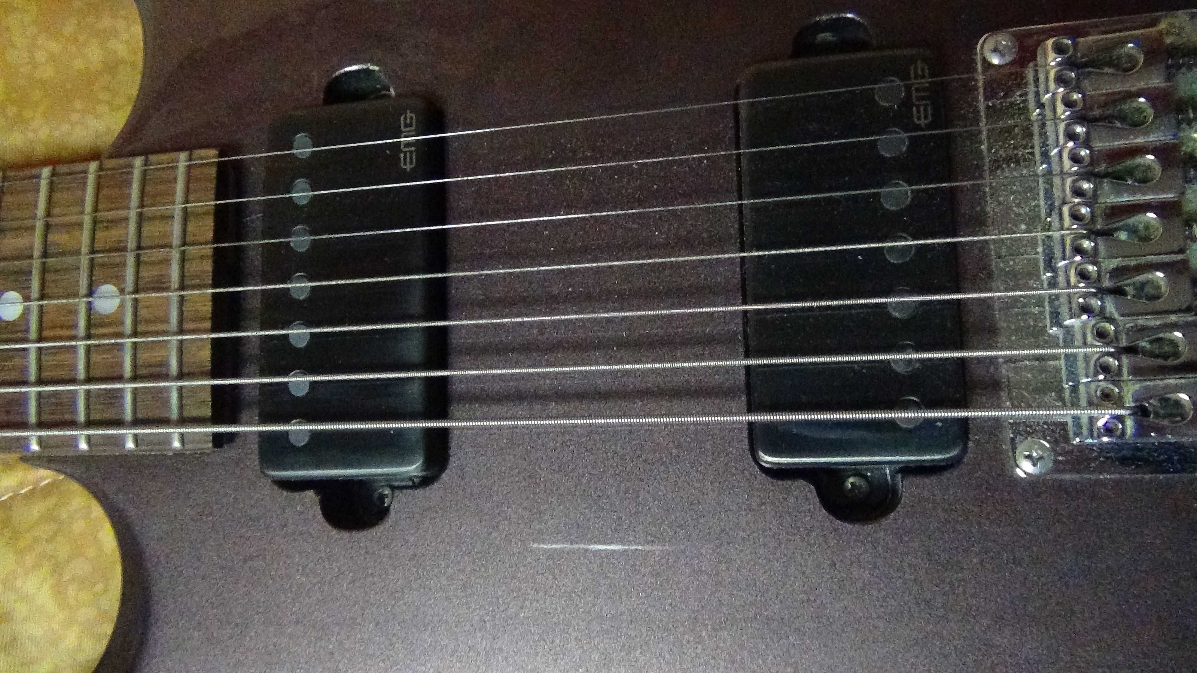 7 струнна гітара Ibanez AX7521