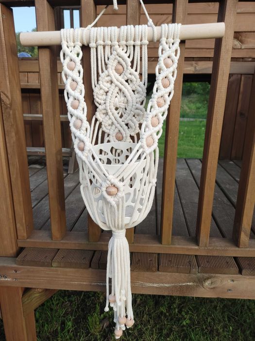 Kwietnik z stylu Boho