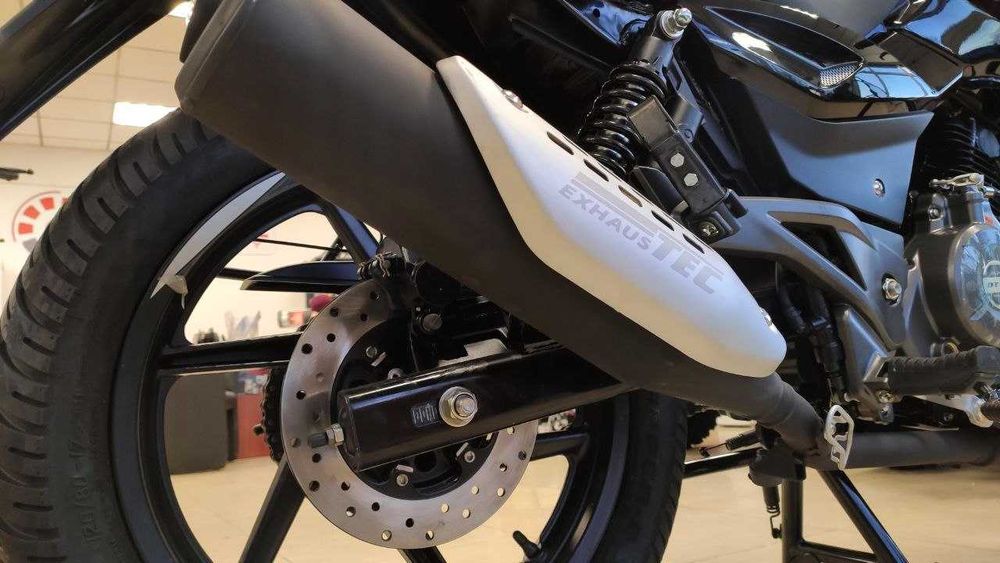 Мотоцикл Bajaj Pulsar 180