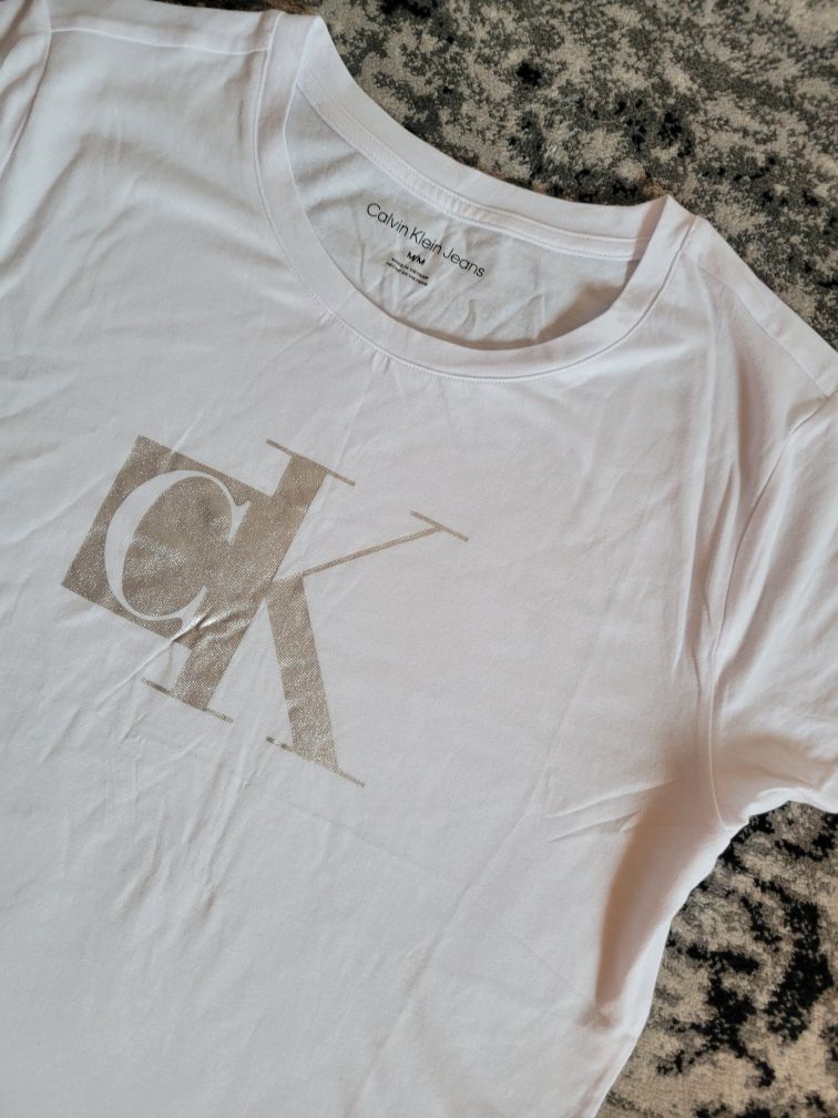 Nowa koszulka damska Calvin Klein M
