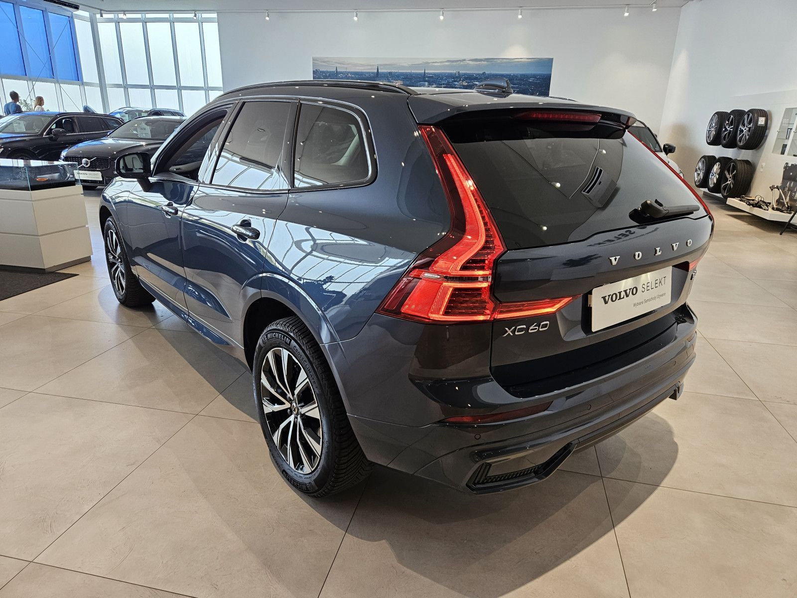Volvo XC 60 XC60 B5B AWD Plus Dark FV23% *Volvo Selekt*