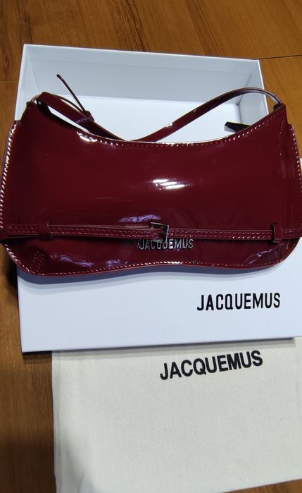 Jacquemus сумка базова багет оригінал бордова бургунді жіноча
Jacqu