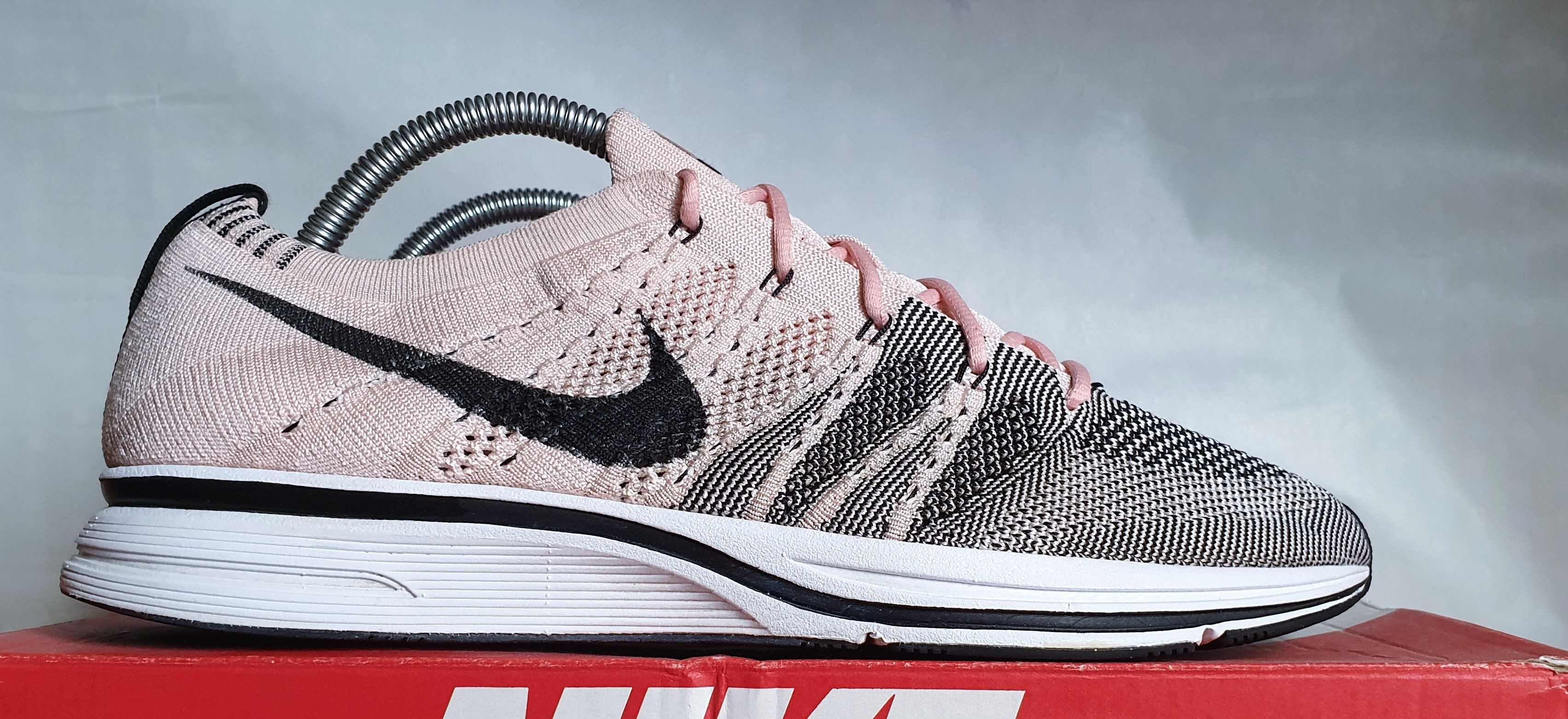 Nike Flyknit Trainer Sunset Tint 2017 10.5US/44.5EUR