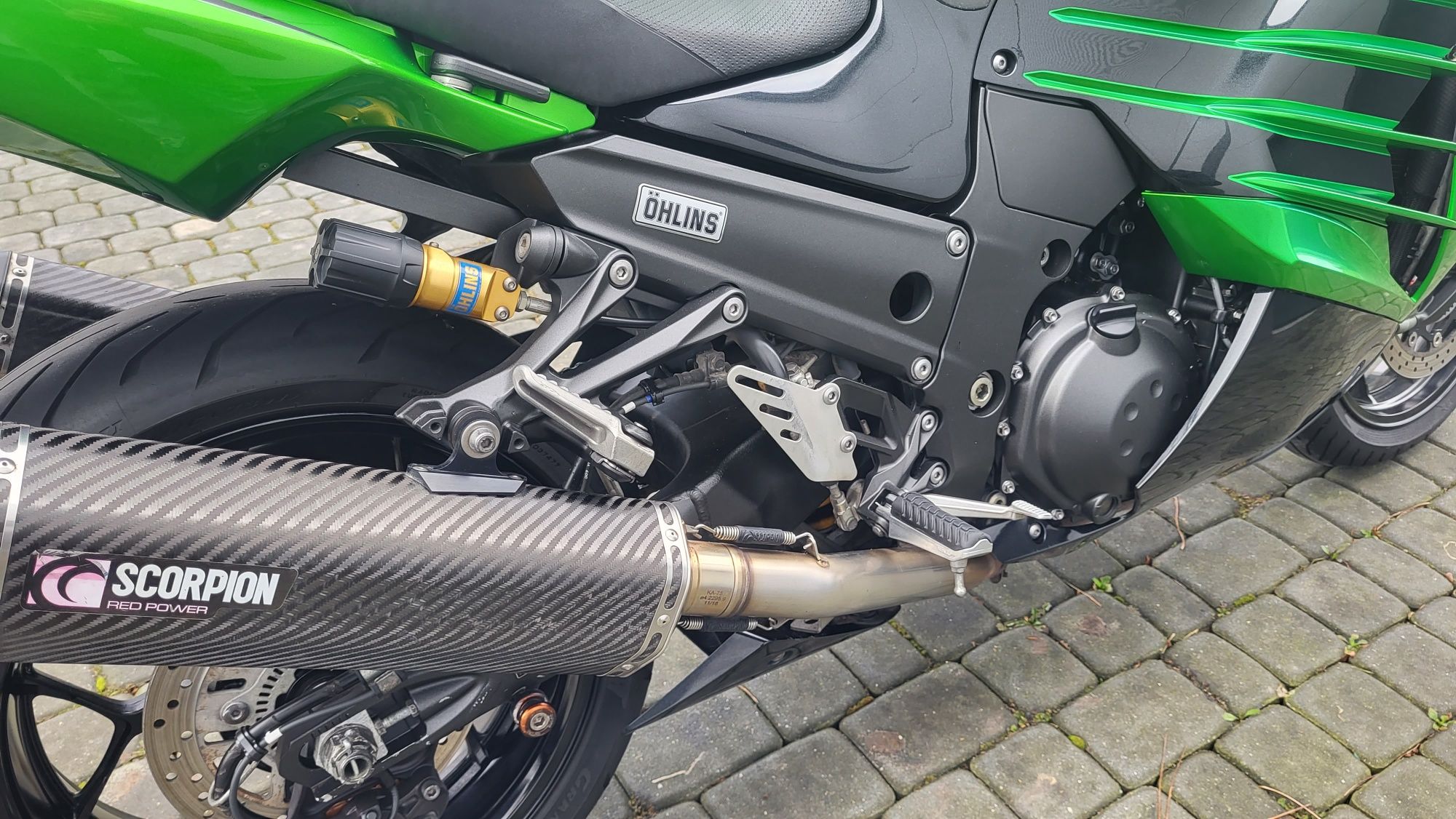 Kawasaki ZZR 1400 performance sport ohlins