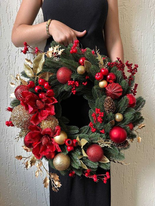 Новорічний вінок зі штучної хвої | Декор та подарунок ручної роботи