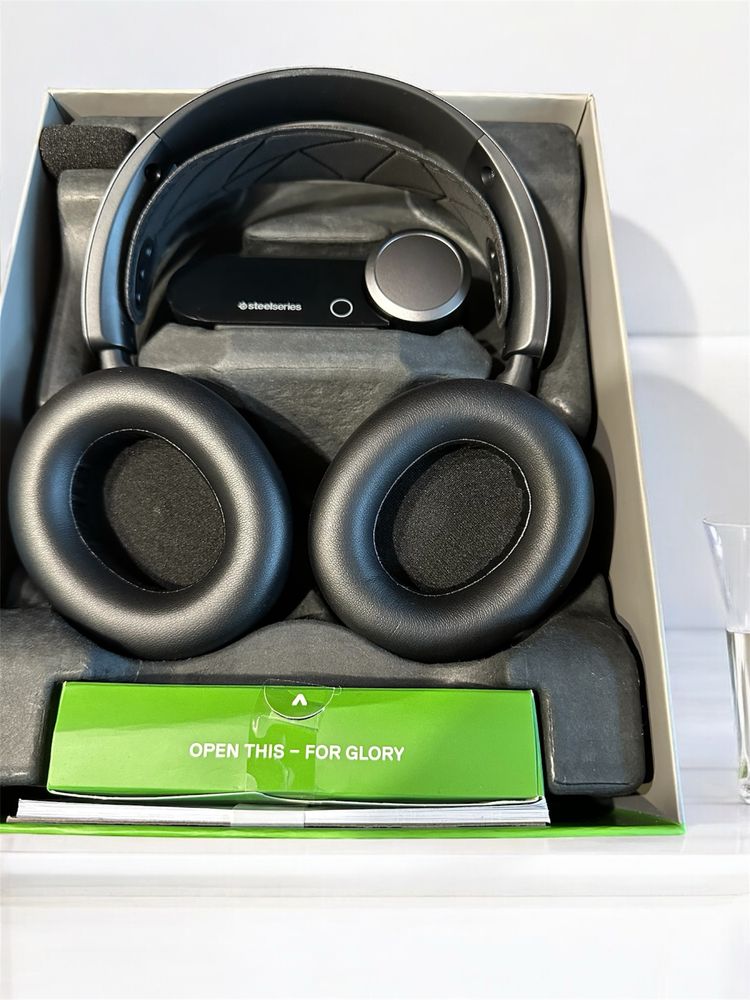 Steelseries Arcris Nova Pro wireless