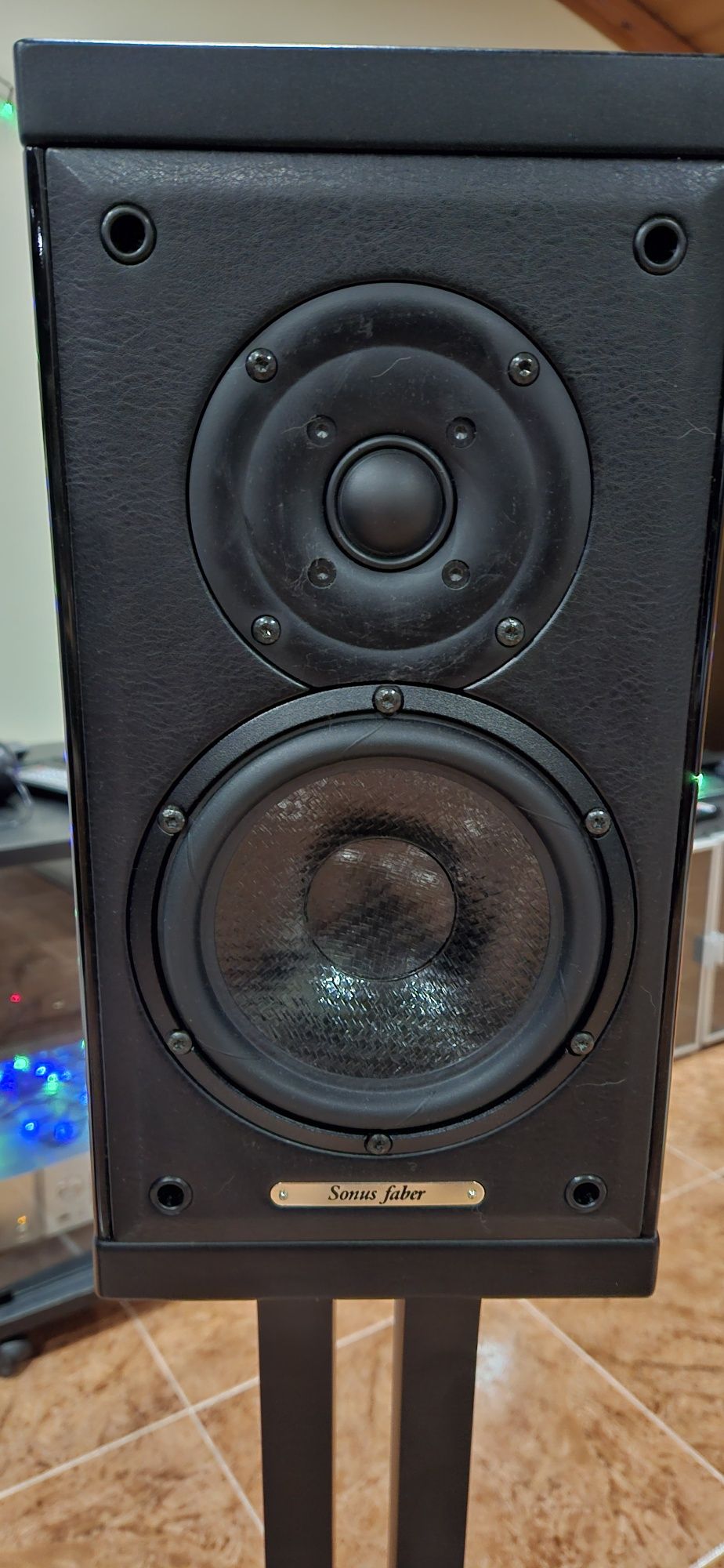 Sonus Faber Liuto com Suportes