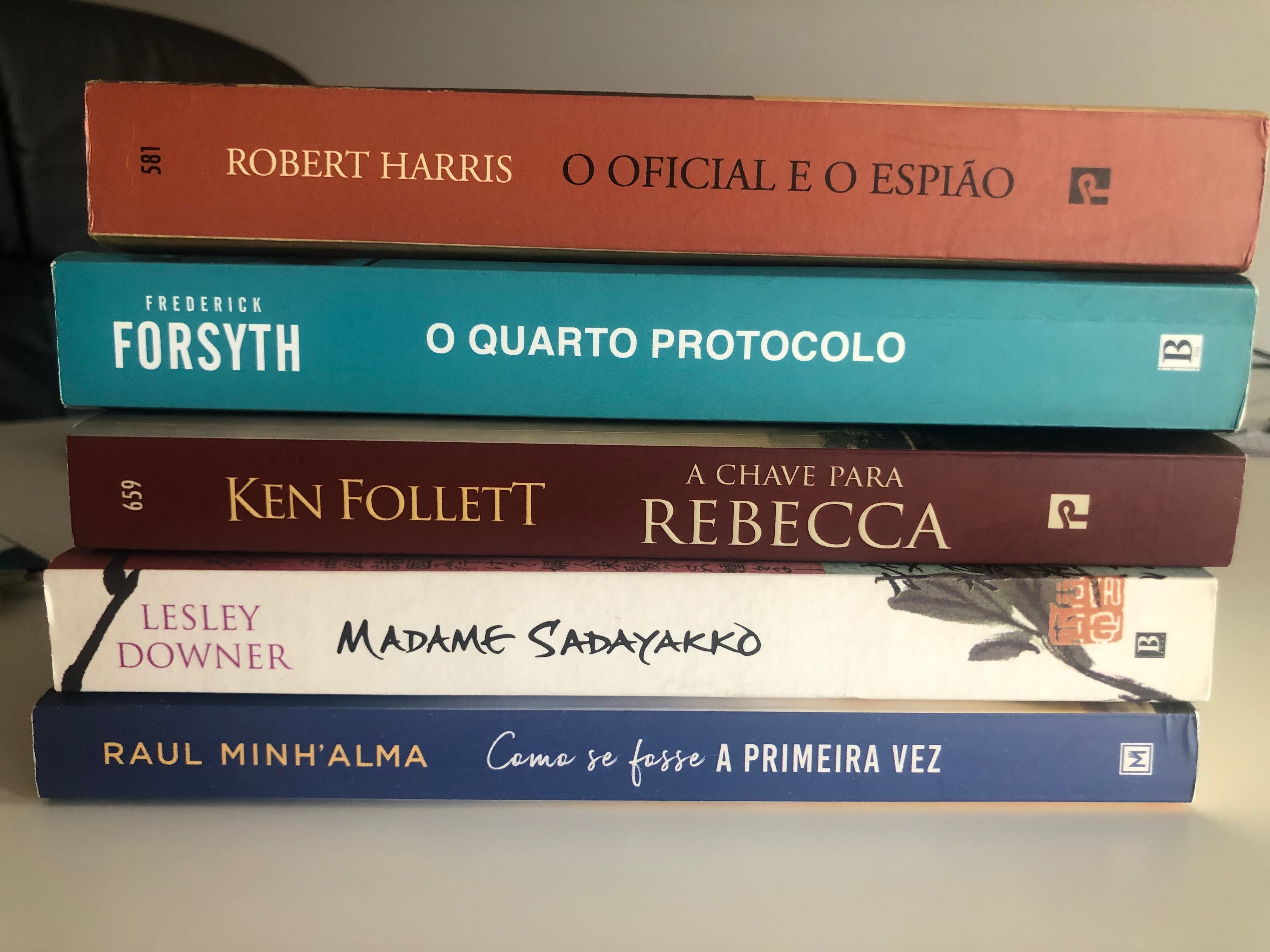 Livros em excelente estado, portes incluídos