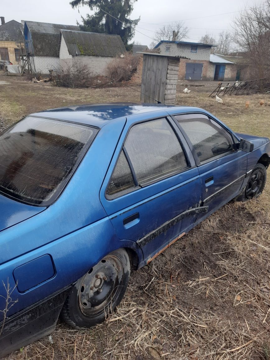 Продам пежо 405  89года випуска