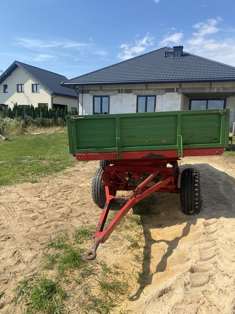 Przyczepa d732 wywrotka zarejstrowana
