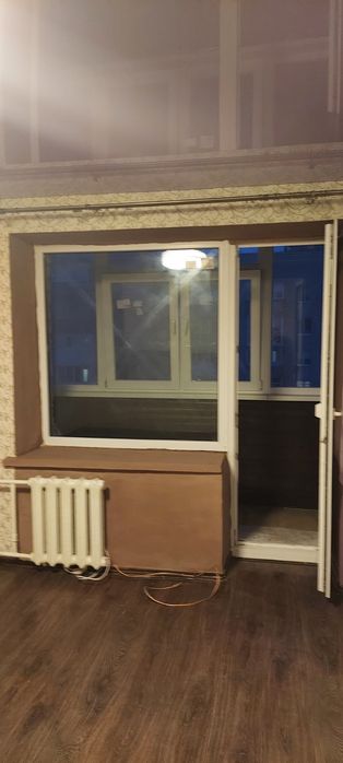 Однокімнатна з косметичним ремонтом