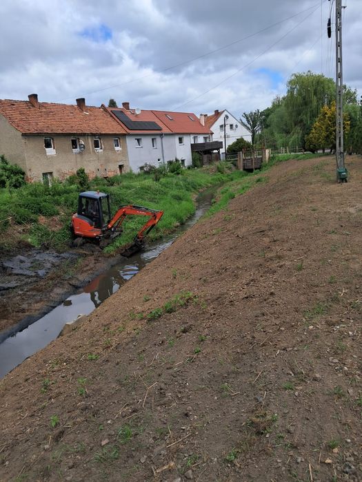 Usługi  koparką 3,5t, Miniładowarką Bobcat, Kruszywa (1-20 t.)