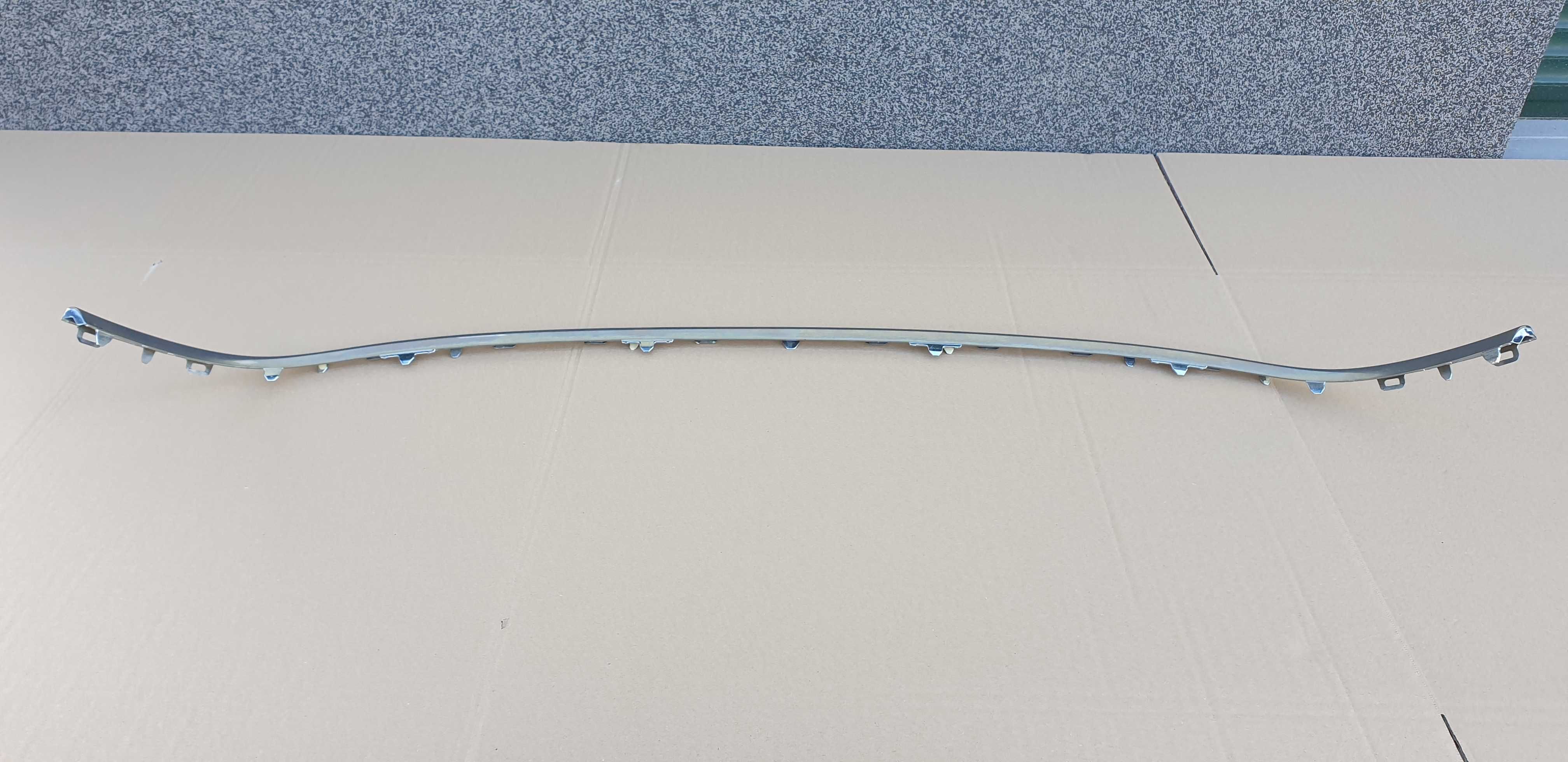 Renault megane III 3 pierwy lift listwa chrom zderzaka przód 12-13