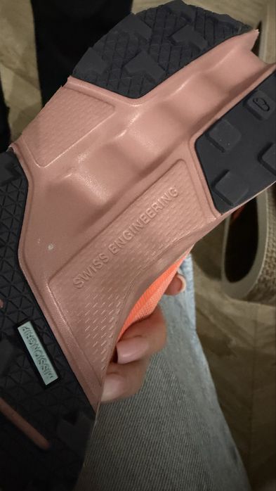 Кросівки OnCloud