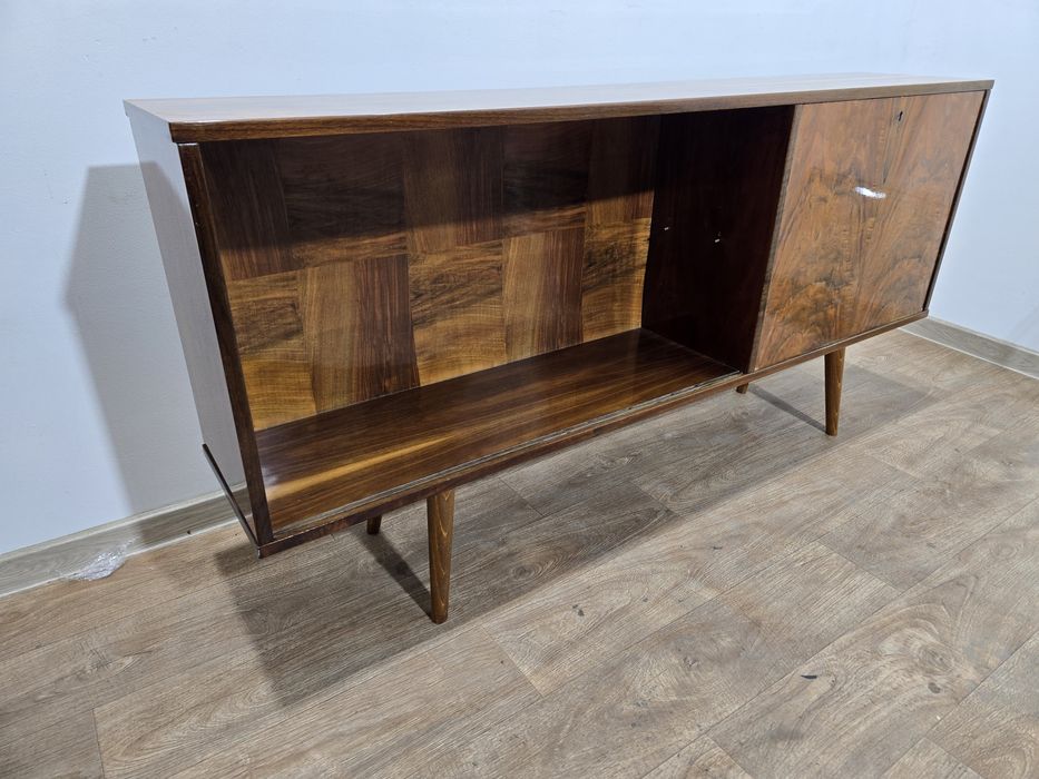 Komoda prl transport