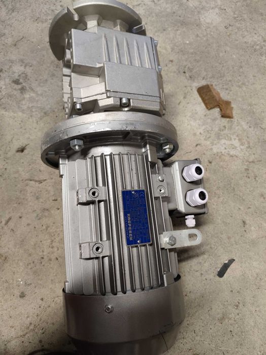 Silniki Kacperek 2,2 kw 1,5 kw 2900obr i 1400 nowe