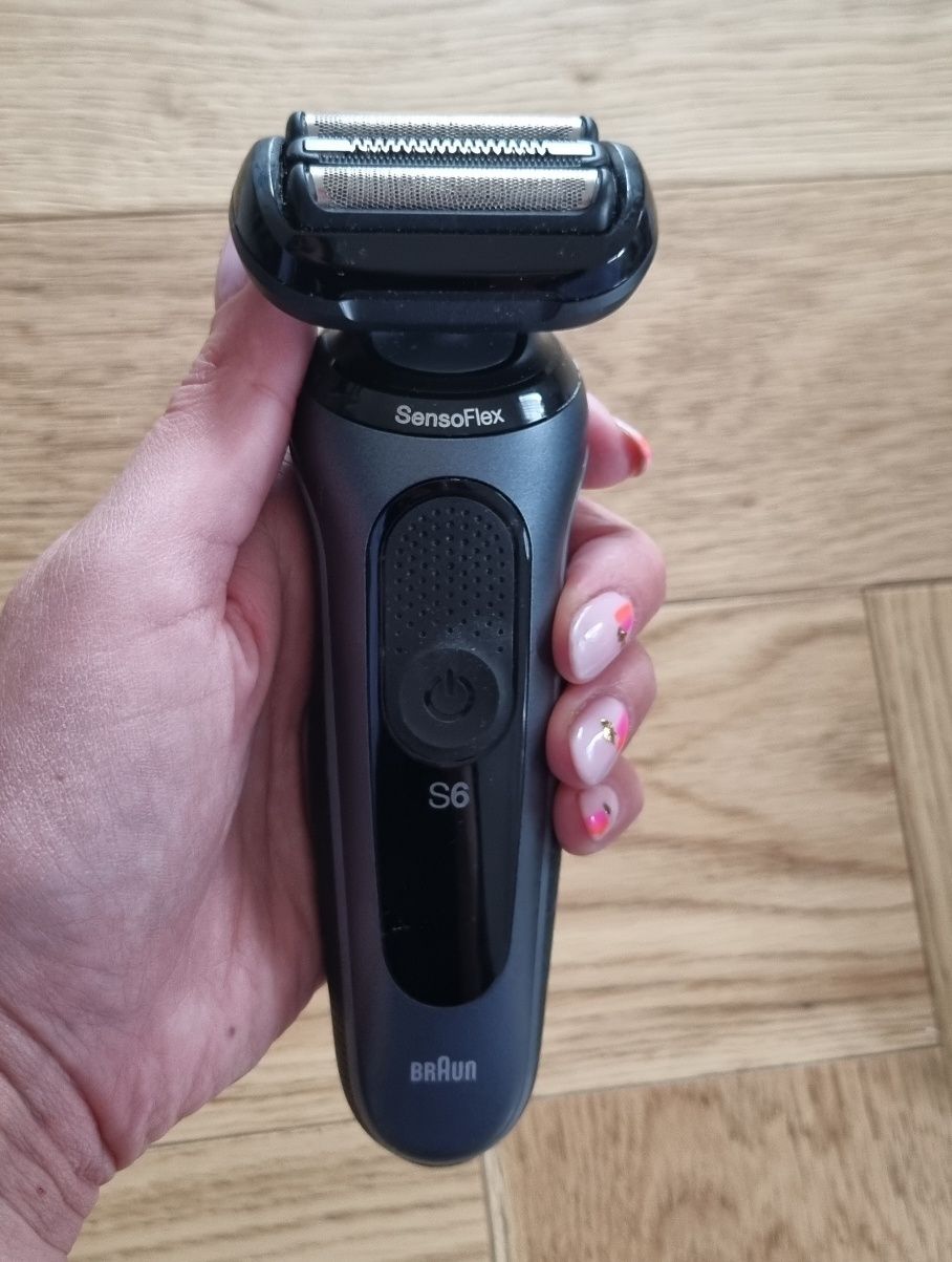Golarka Braun 6 Sensitive on skin