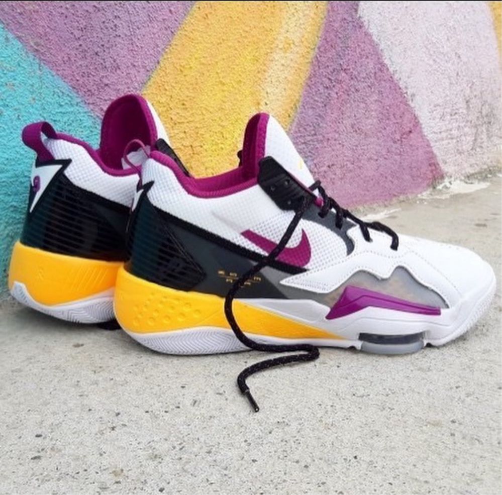 Кроссовки женские Nike Jordan Zoom 92