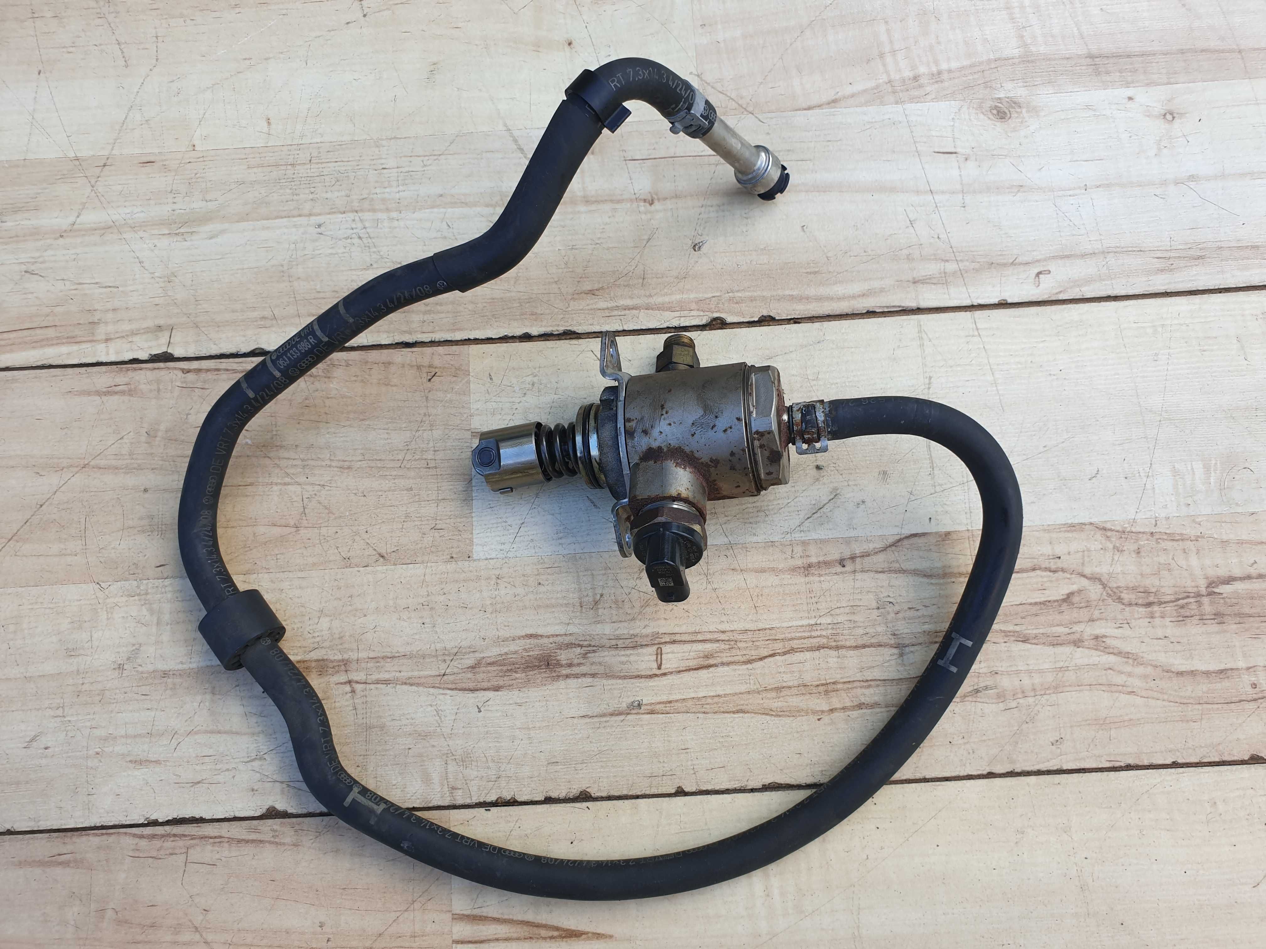 Audi A3 8P lift A4B8 A58T VW 2.0 TFSI Pompa wysokiego ciśnienia
