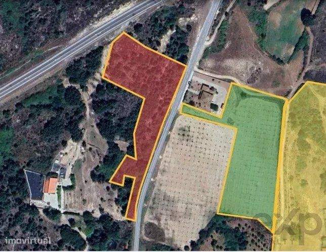 Terreno de 6,984 ha à venda em Valtorno e Mourão