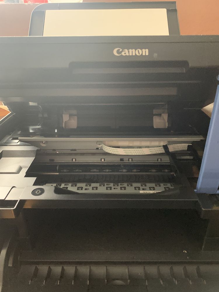 Продам офісну техніку зебри сканери принтери