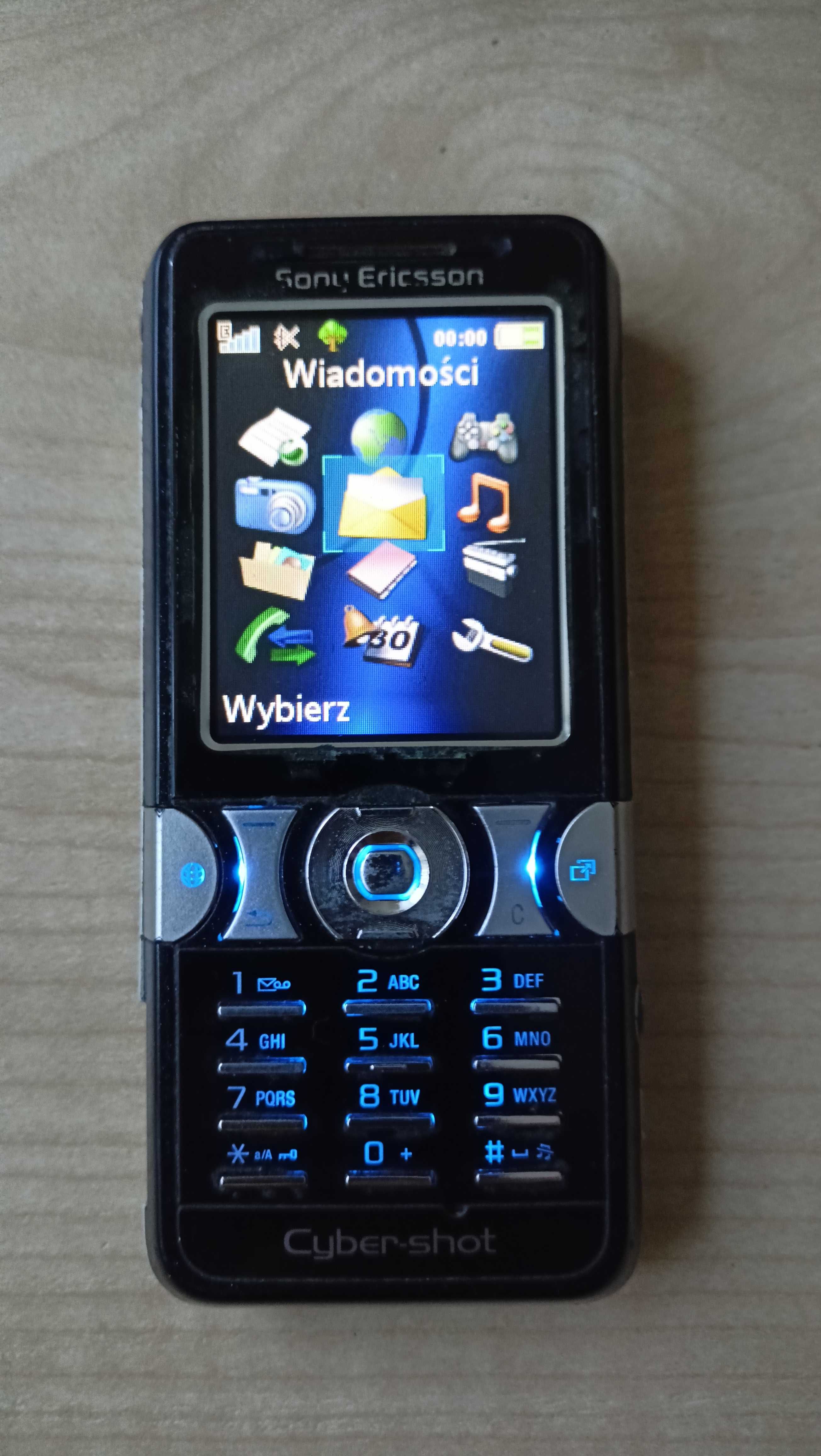 Telefon Sony Ericsson k 550 i bez Simlocka