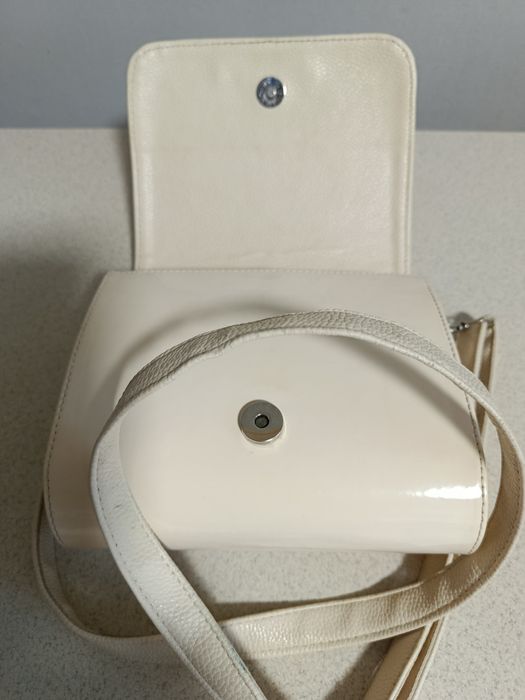 Продам женскую сумку.