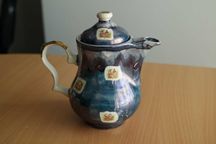 Dzbanek do kawy lub herbaty porcelana Karolina