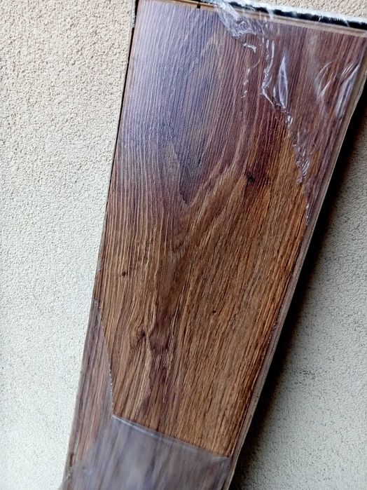 Podłoga Panele do demontażu Swiss Krono Dąb Nottingham AC4 8mm