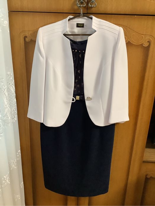 Класична сукня з жакетом, 42-44 р