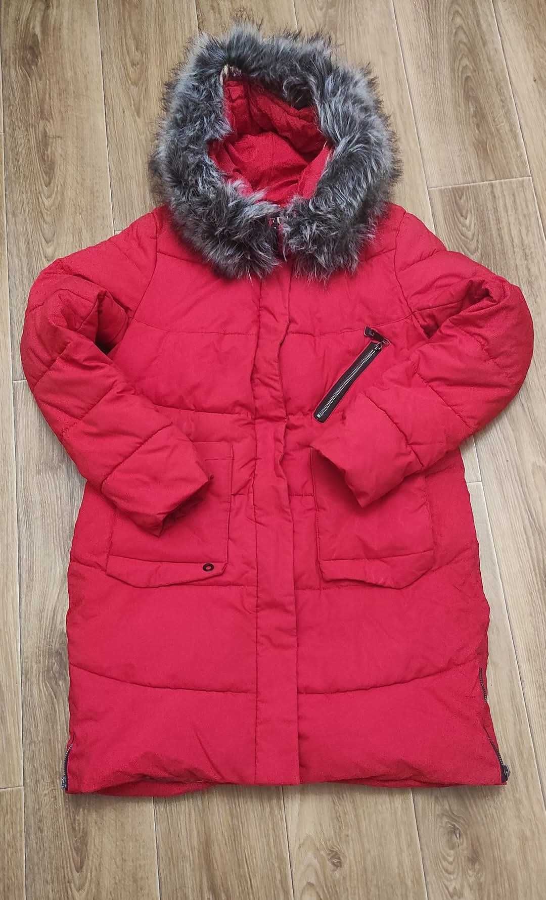 Продам зимову курточку