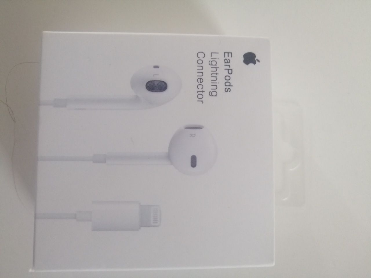 Ear Pods lightning connector