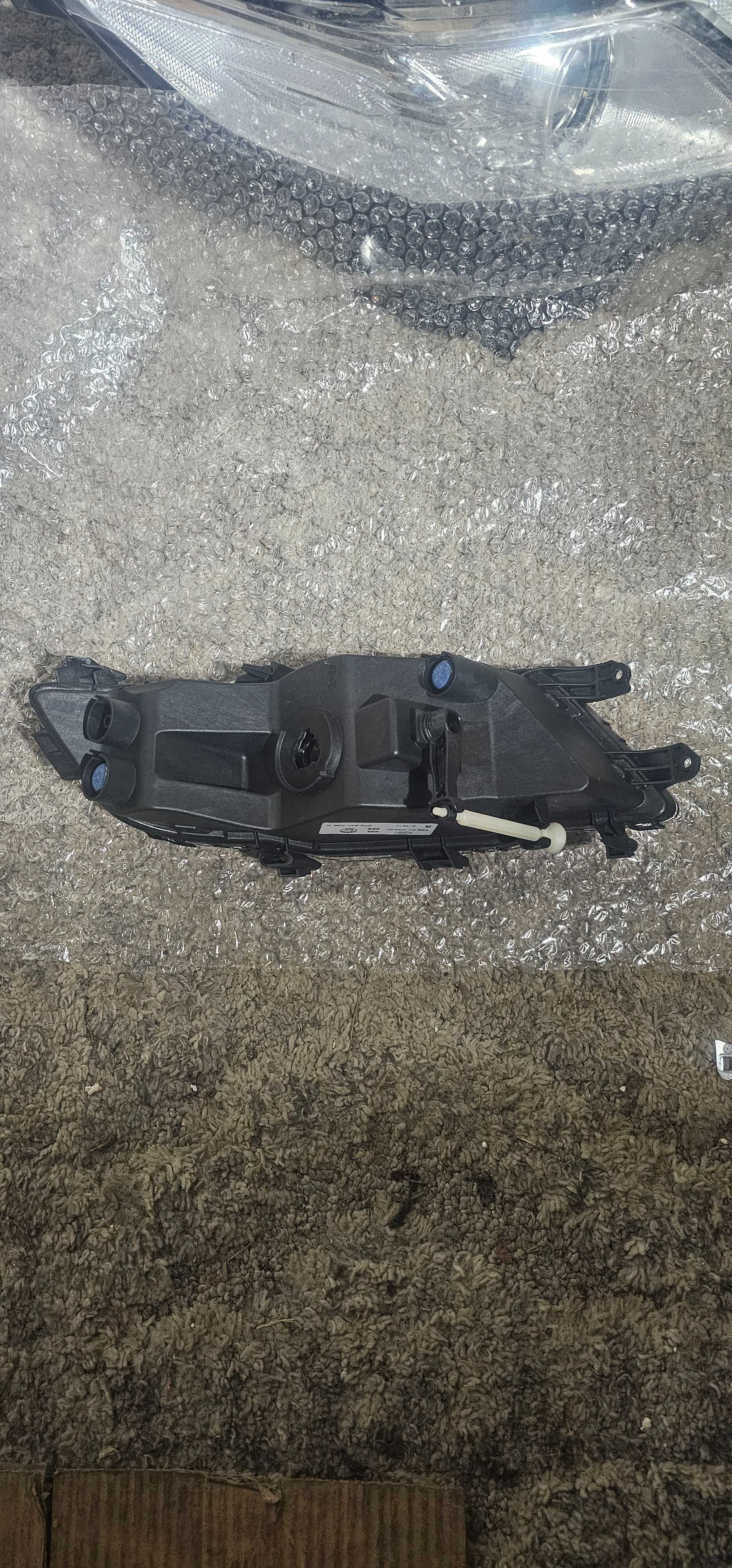 Lampa prawa przeciwmgielna Skoda superb II 2013- Orginał Nowa