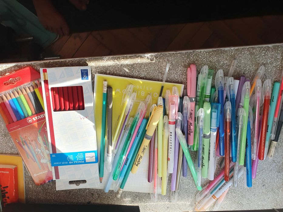 Zestaw mazaki pisaki flamastry ołowek długopis BIC nowe i używane