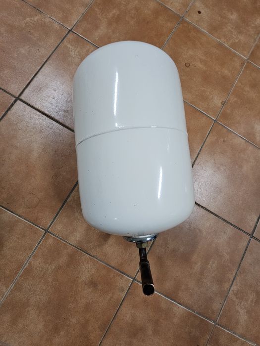 Bomba Circulatória LOWARA - Aquecimento Águas Sanitárias