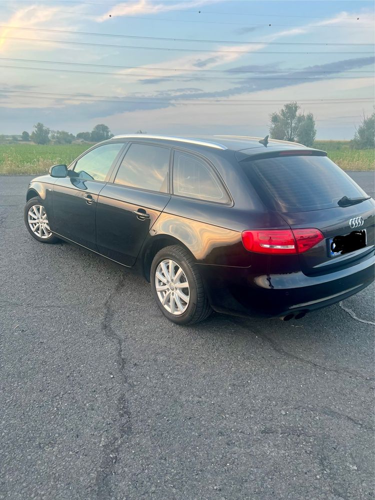Audi A4 B8 2013r