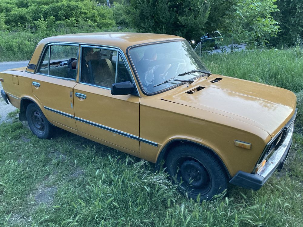 Авто на полном ходу