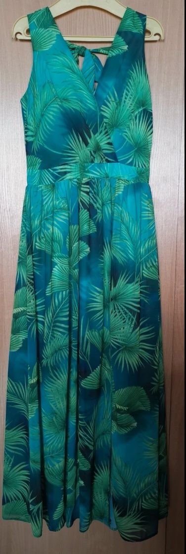 Długa sukienka zielona suknia loudress kwiaty palmy komunię wesele max